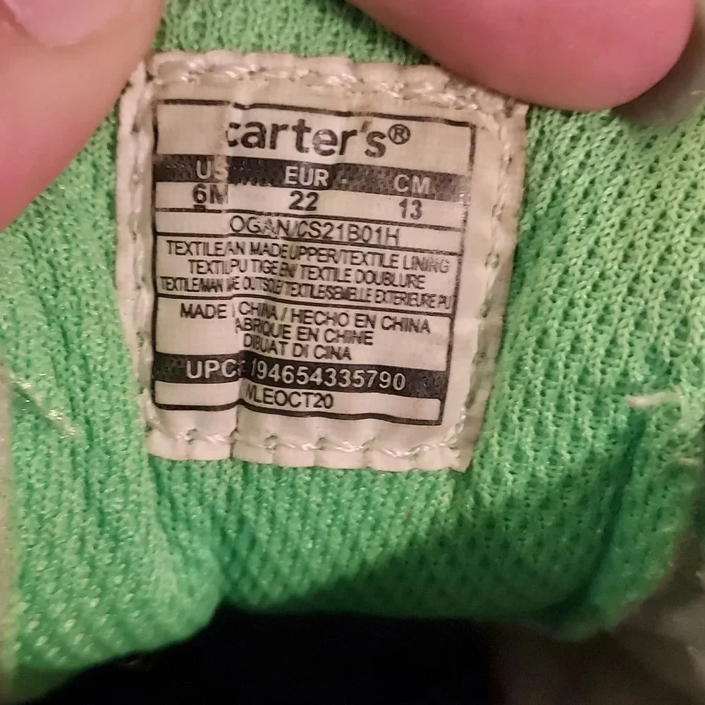 Carter's Dogan Running Shoes in Size 6